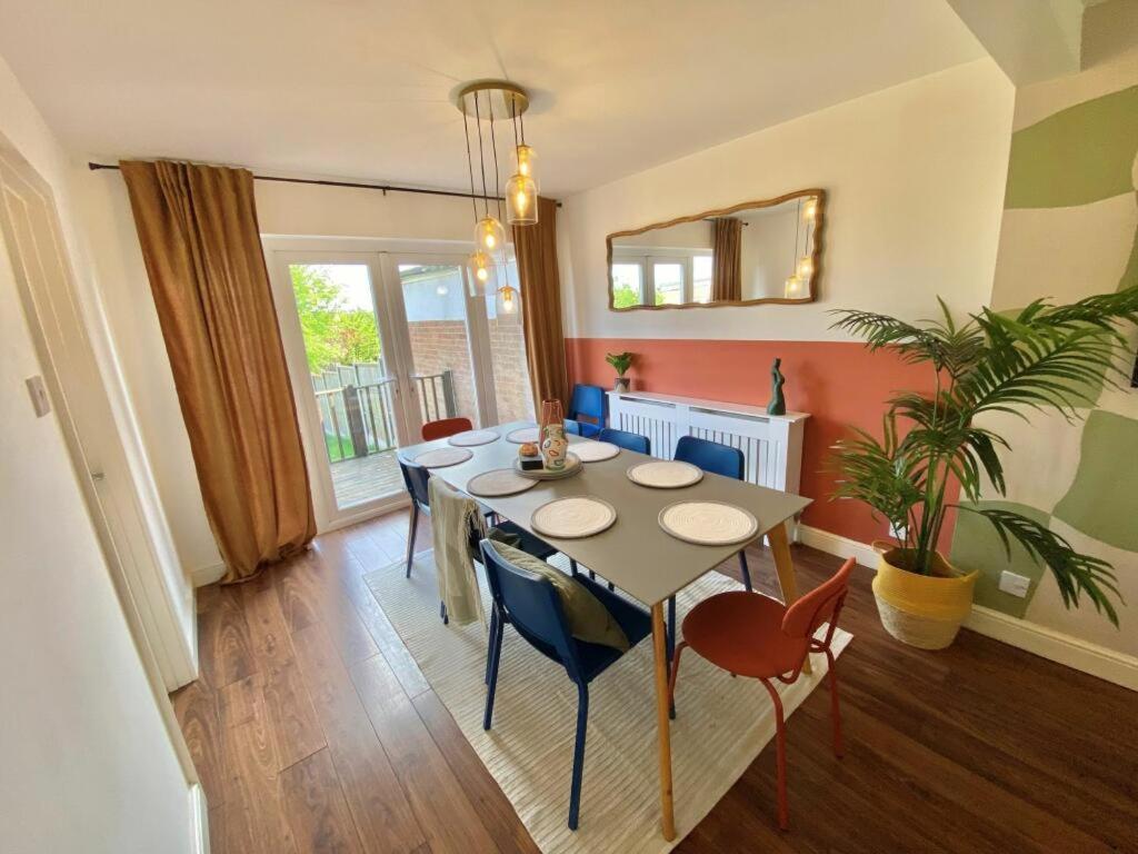 Coventry Huge 4Bed 2Bath Private Parking Nec By Empower Homes מראה חיצוני תמונה